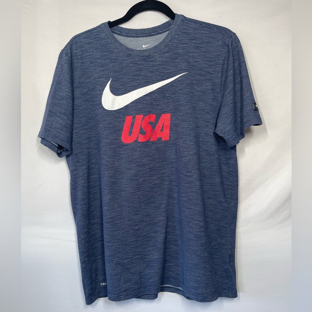 Nike USA Soccer DriFit t-shirt Men’s size medium